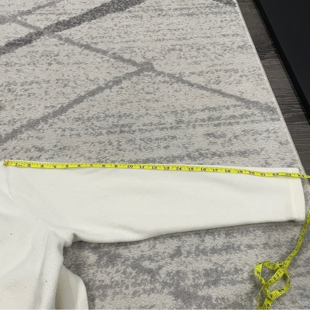 Old Navy White Fleece 1/4 Zip Jacket - Picture 9 of 10
